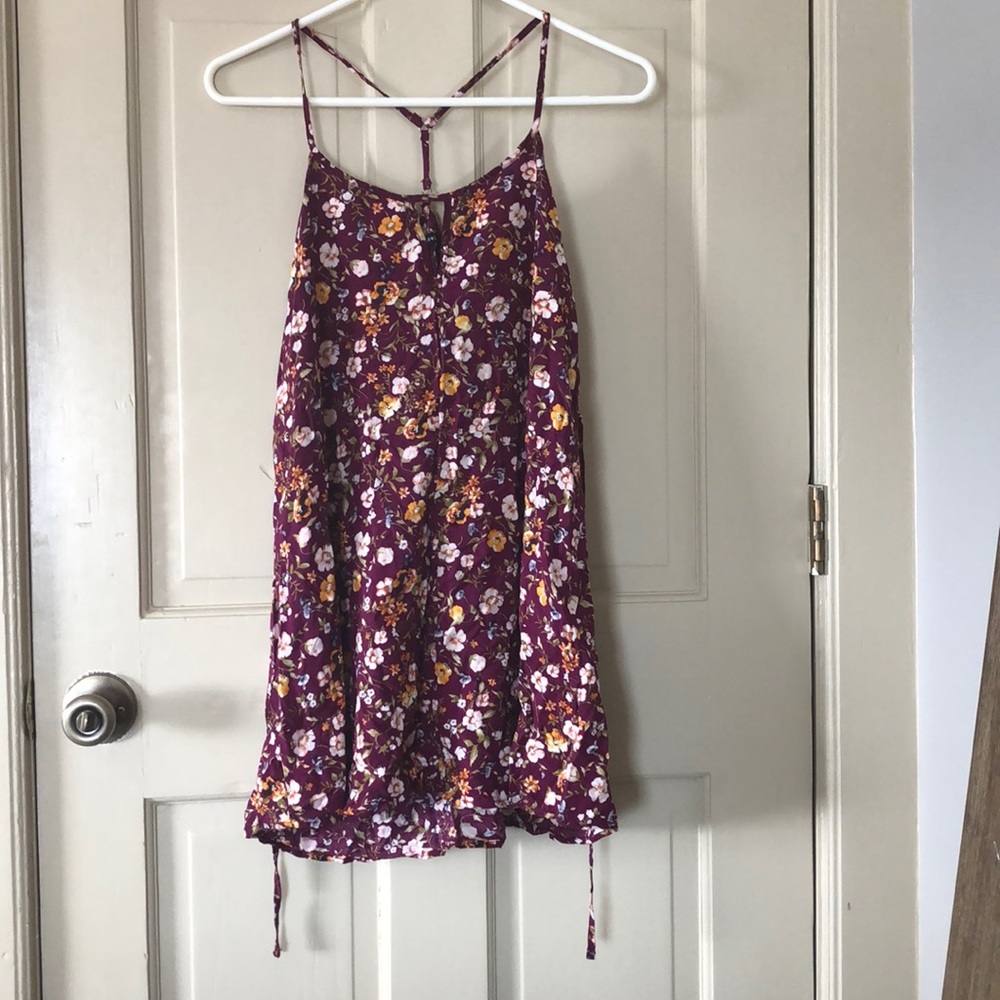 NEVER WORN FLORAL DRESS